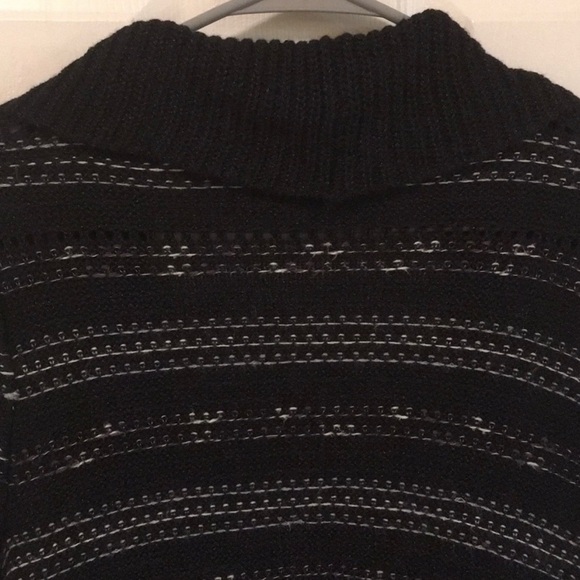 WHBM Sweater Cardigan with Ruffles…Size: Small - Picture 10 of 11